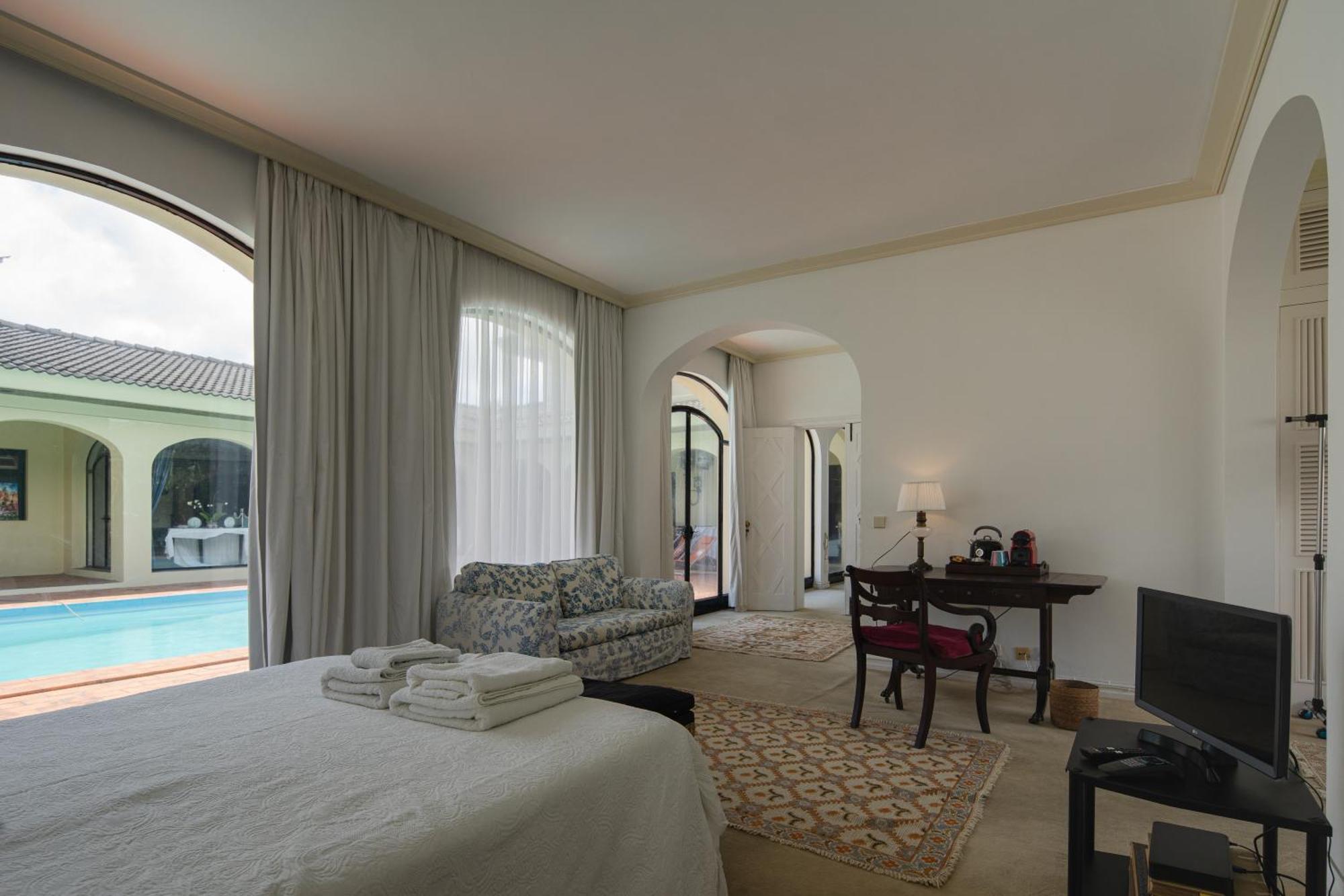 Casa Dos Arcos - Studios & Pool Понта-Делгада Экстерьер фото